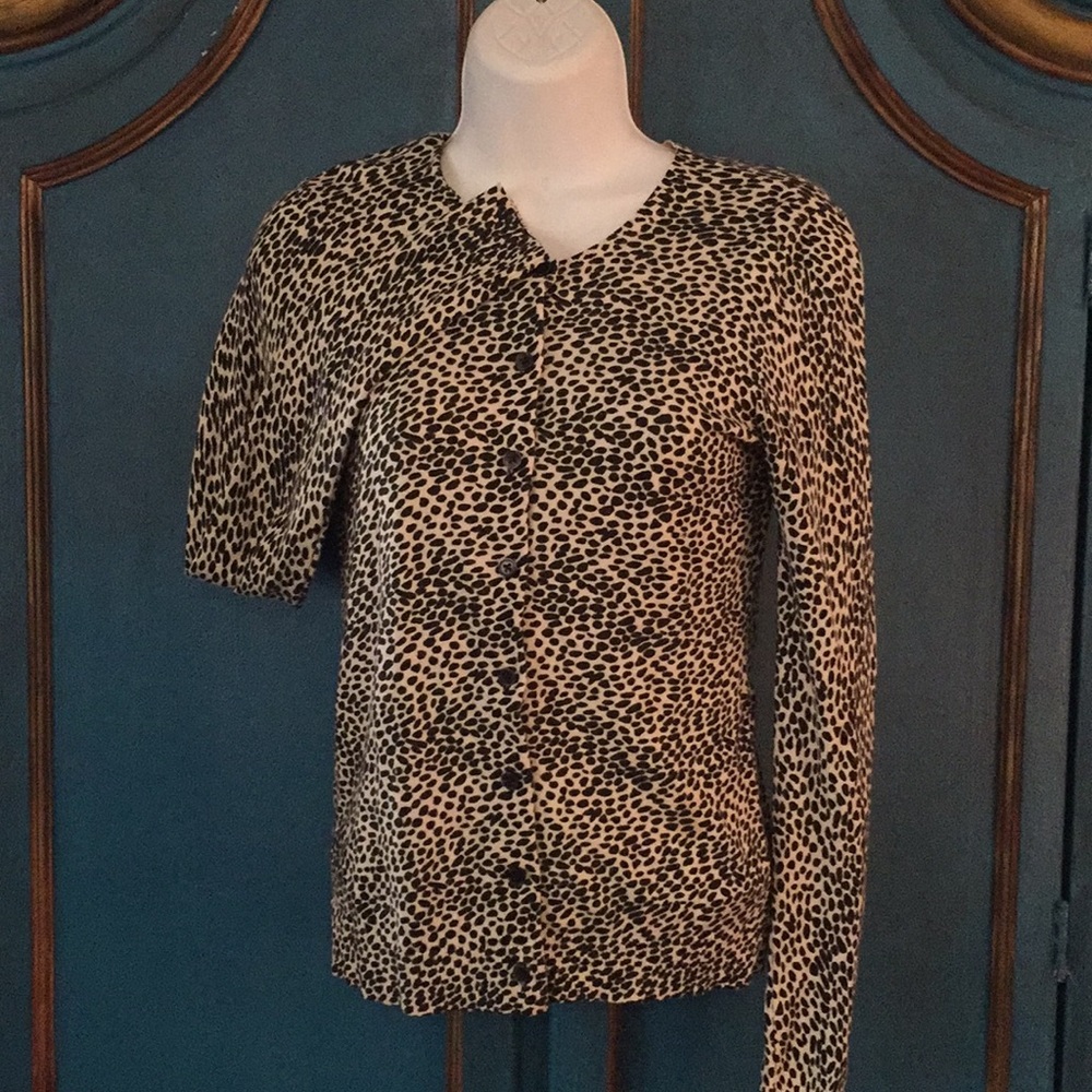 Anne Taylor lightweight CARDIGAN sweater
